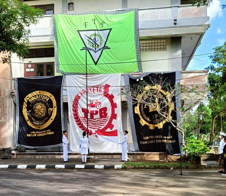 Dirgahayu FTP Udayana : Selenggarakan Upacara Bendera Sebagai Pembukaan Rangkaian Acara HUT 38 Dan BK 28